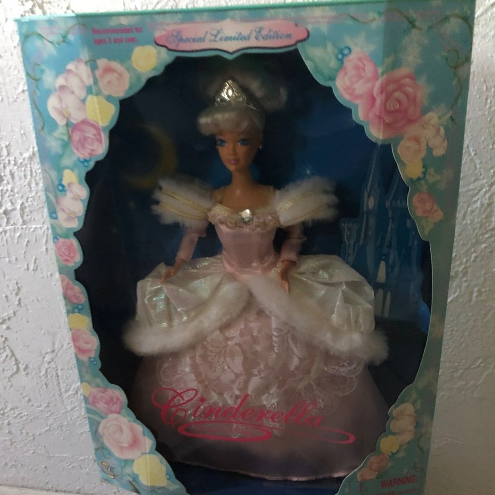 New Jakks Pacific Special Limited Edition Cinderella Doll